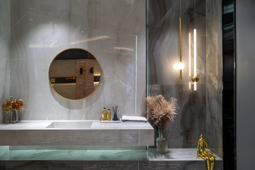 Luxury Bathroom Installation 1200x800px
