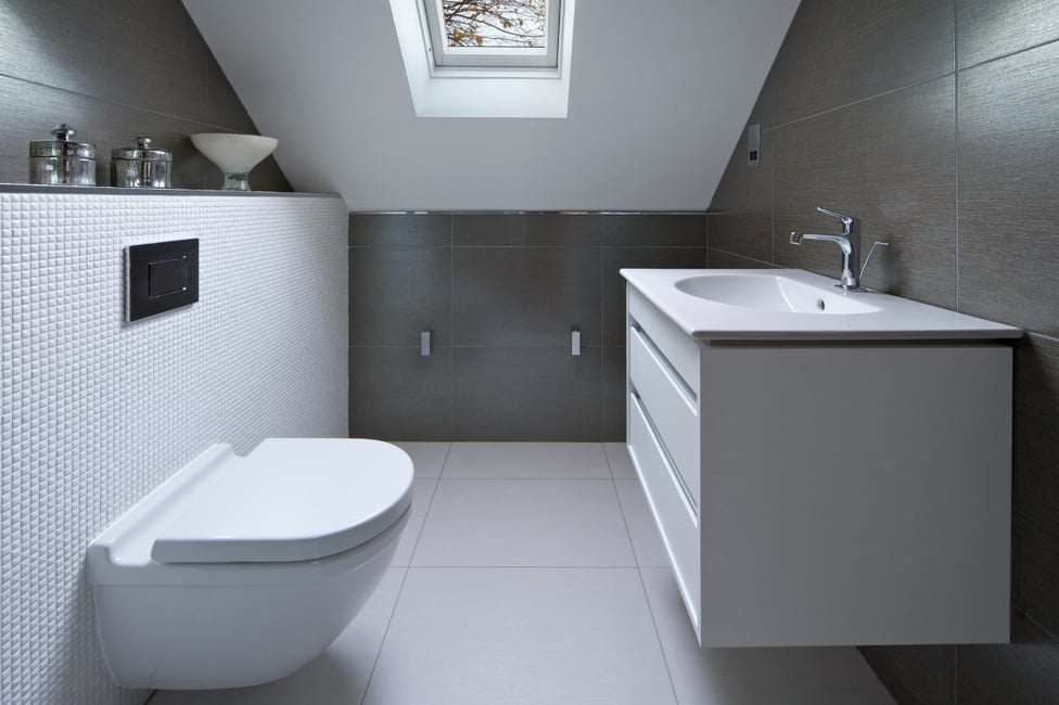 modern ensuite cloakroom 1200x800px