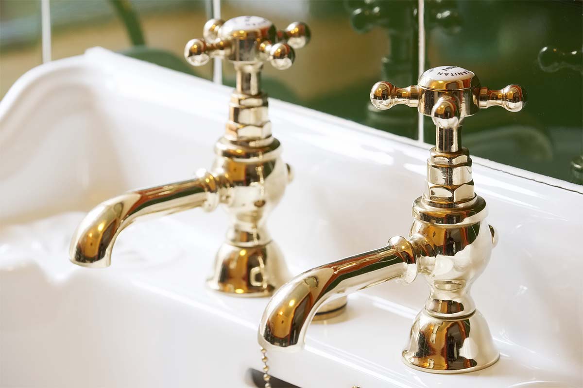 How much is a bathroom suite?
